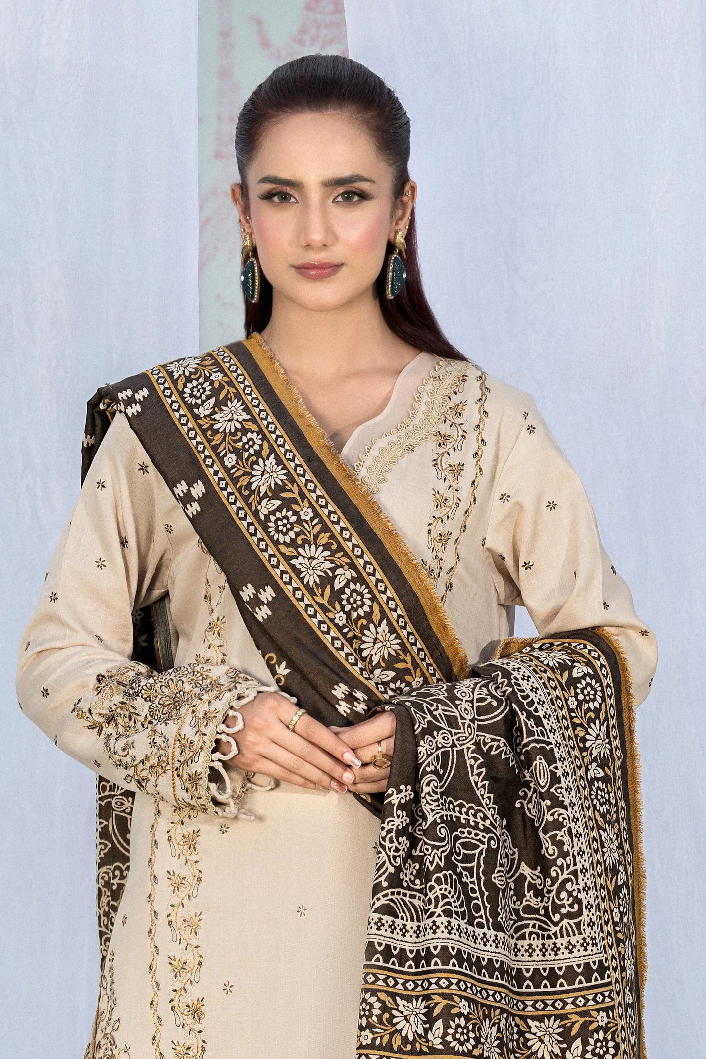 3 Piece Texture Dye Bone Embroidered Suit