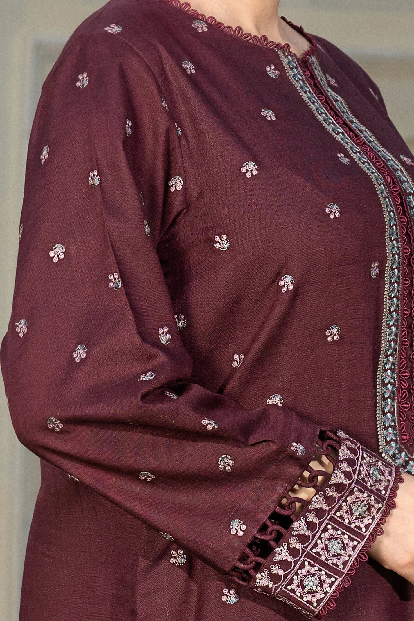 3 Piece Texture Dye Seal Brown Embroidered Suit